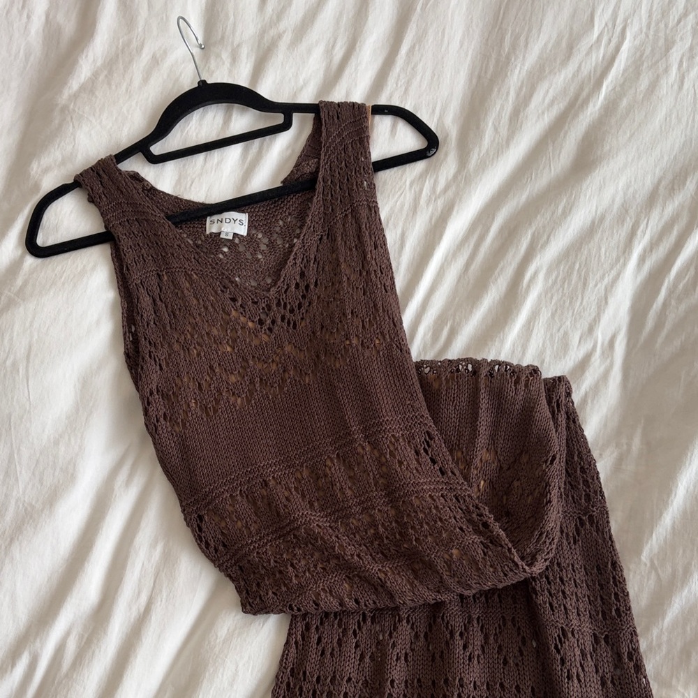 SNDYS Women's Brown Crochet Midi Dress